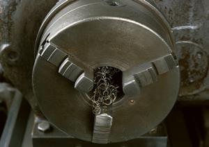 コンベアやリフトなどの輸送機械について