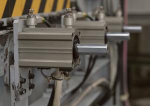 フォークリフトを借りて業務効率を改善